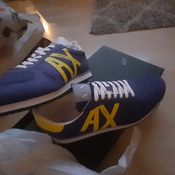 Men Tennis shoes - Picture 2 of 4